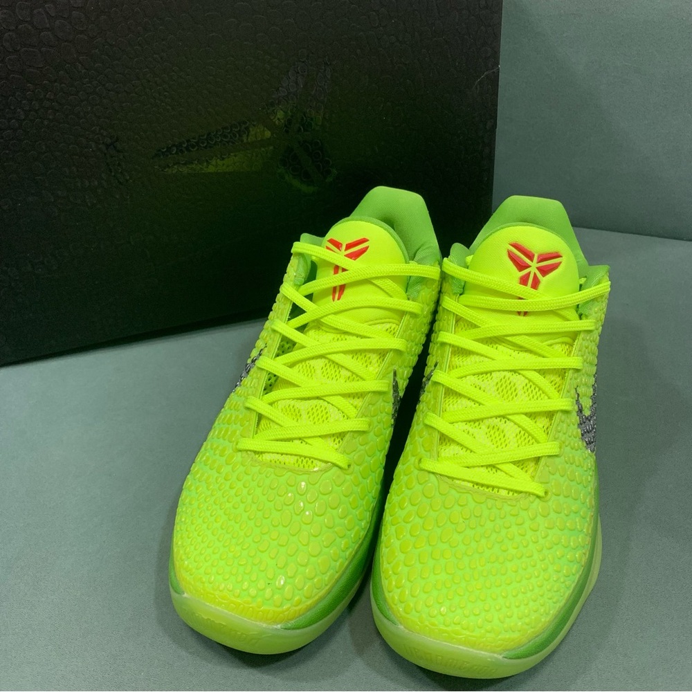 Nike Kobe 6 Grinches Protro Green - image 1